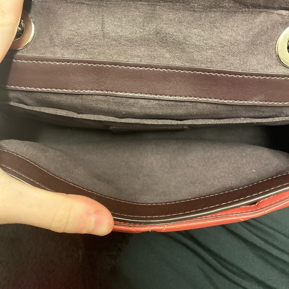 Red crossbody coach purse - Picture 4 of 4